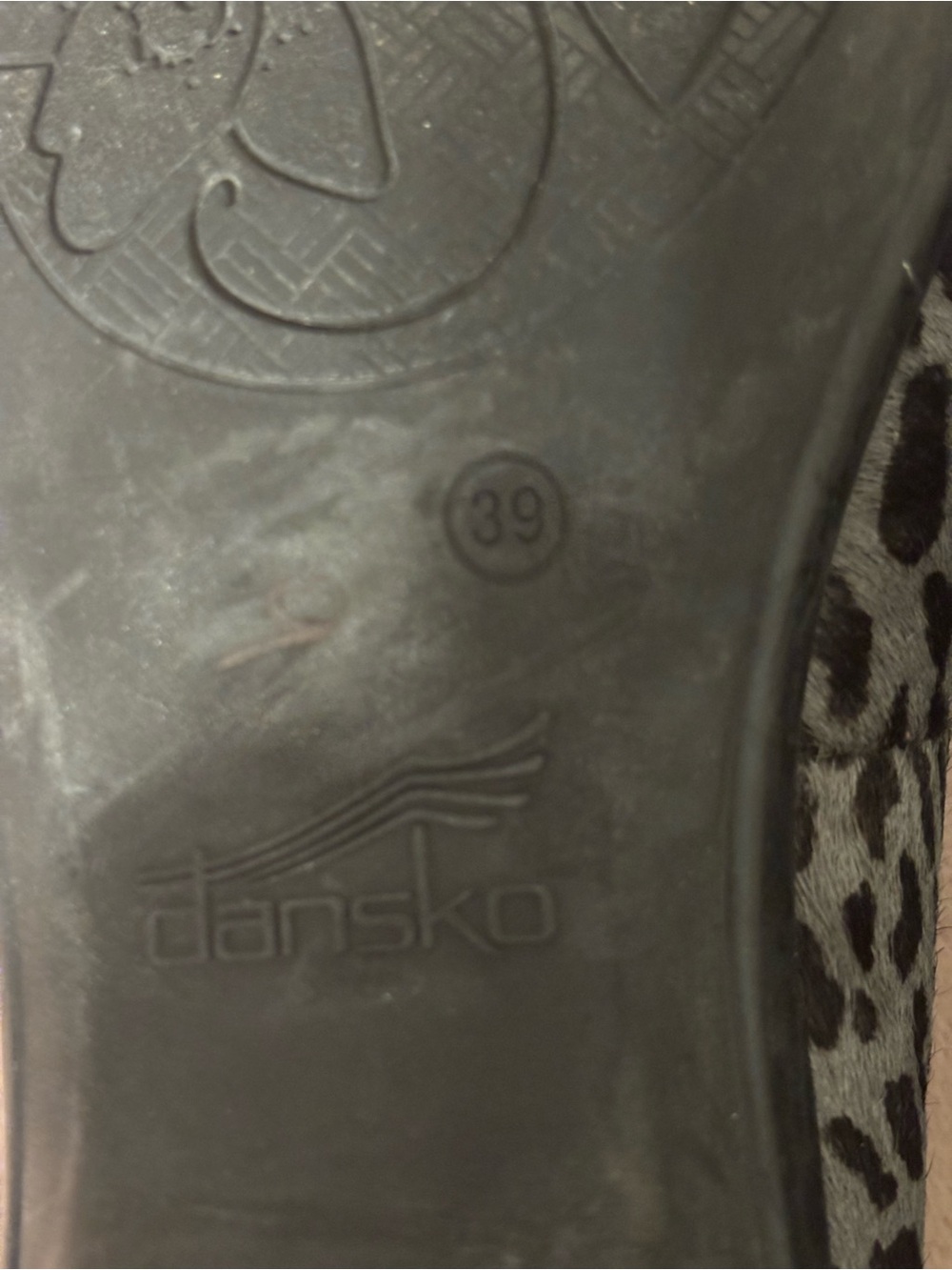 Dansko Leopard Print Haircalf Leather Loafers Flats Size 39 - Picture 8 of 8